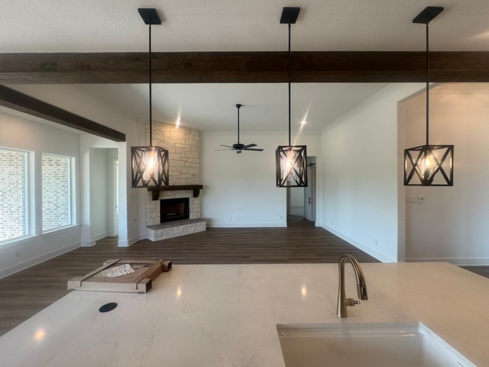 707 Water Side Drive Van Alstyne TX 75495