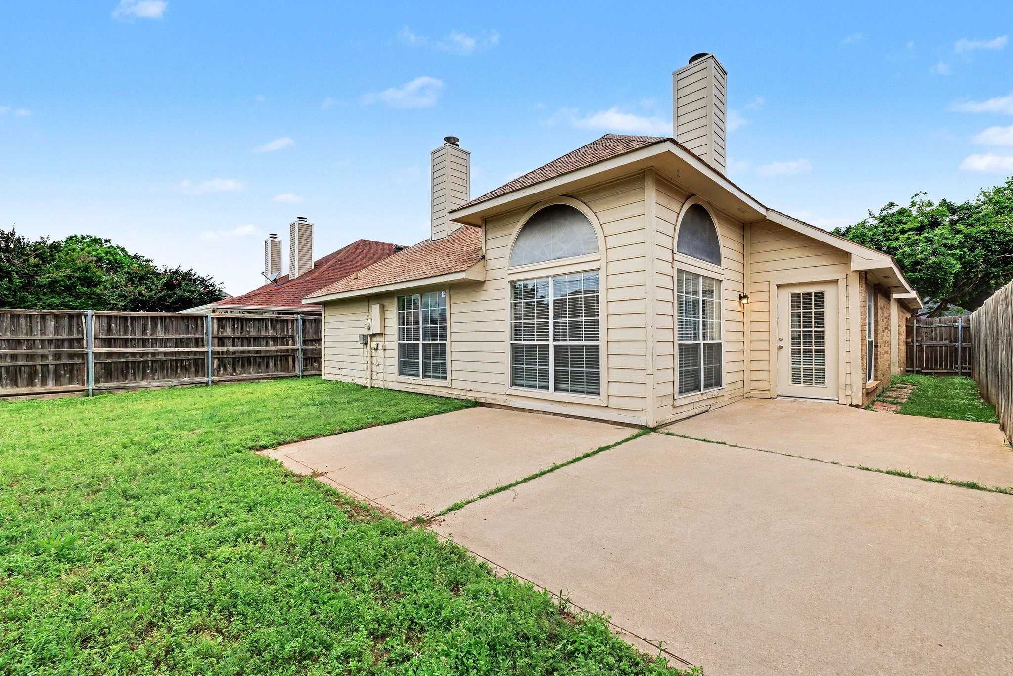 2741 Salado Trail Fort Worth TX 76118