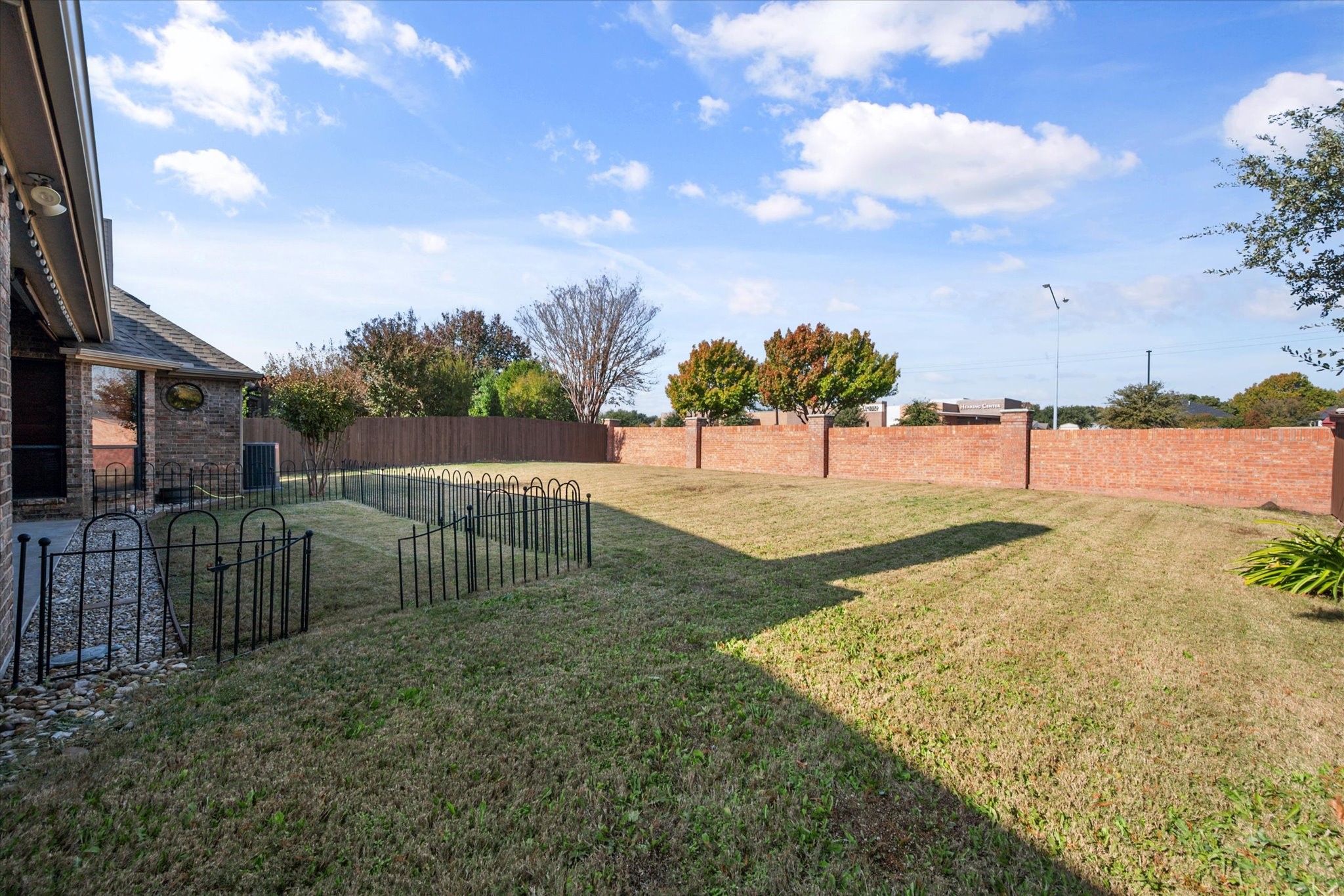 1211 Northglen Court Mansfield TX 76063