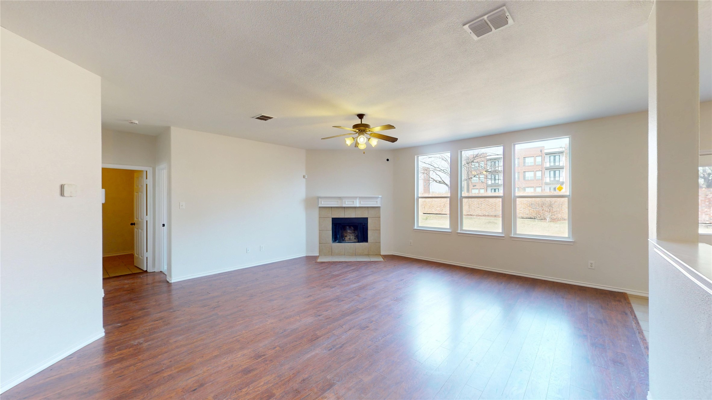 523 Zachum Drive Arlington TX 76002