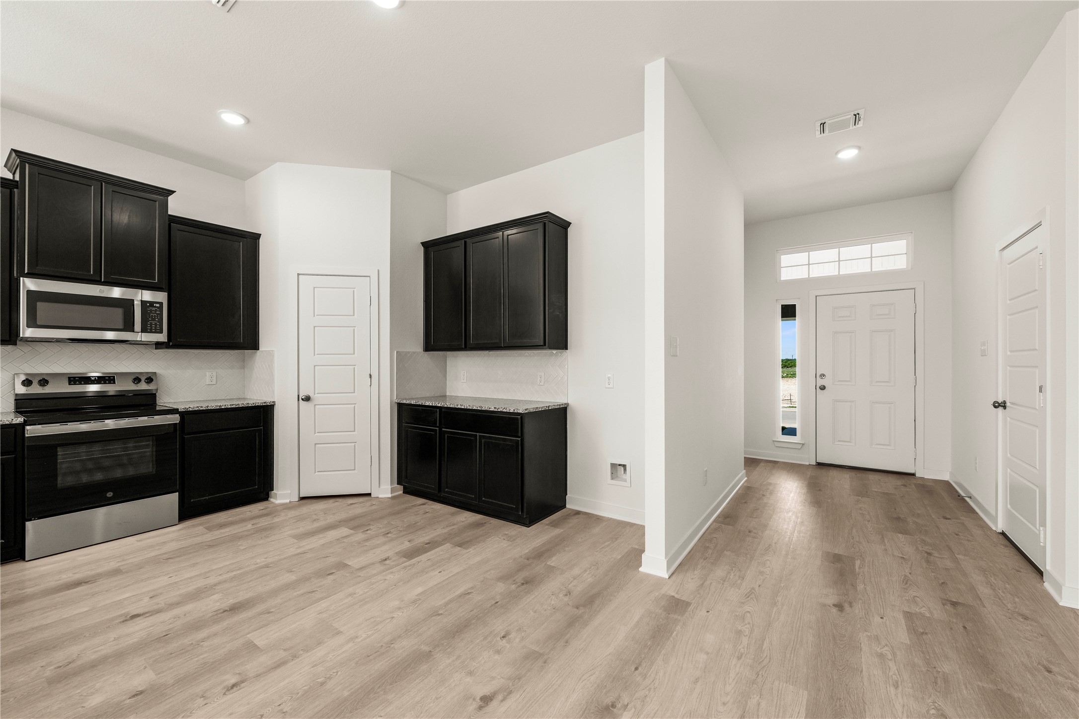 109 Adaline Bend Mcgregor TX 76657