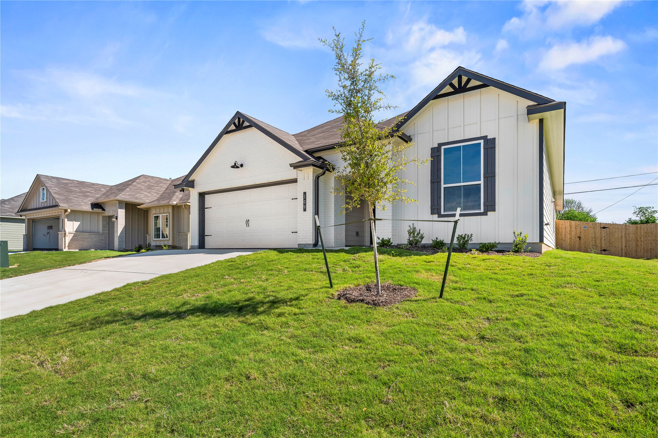 109 Adaline Bend Mcgregor TX 76657