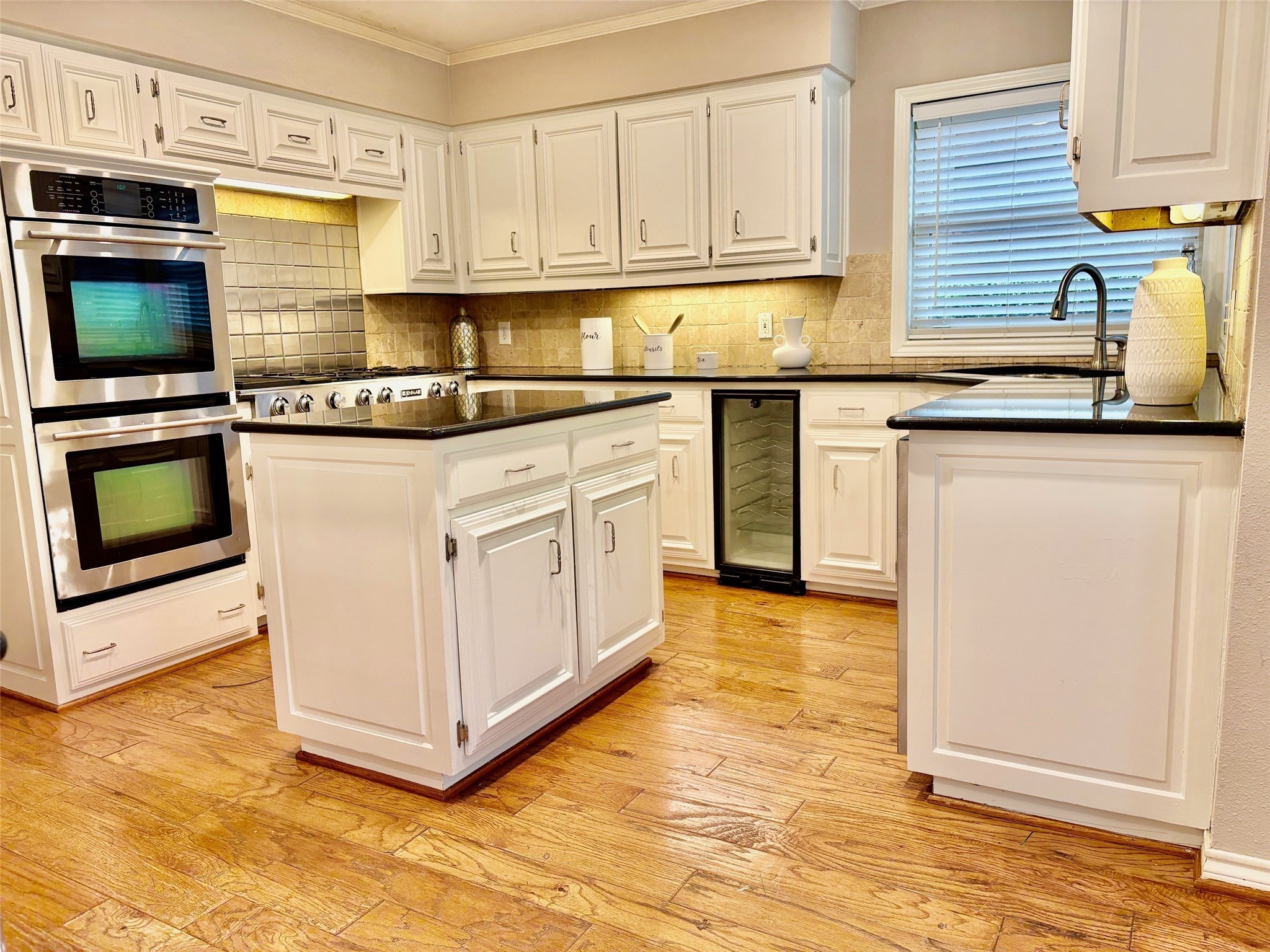 7318 Danashire Avenue Dallas TX 75231
