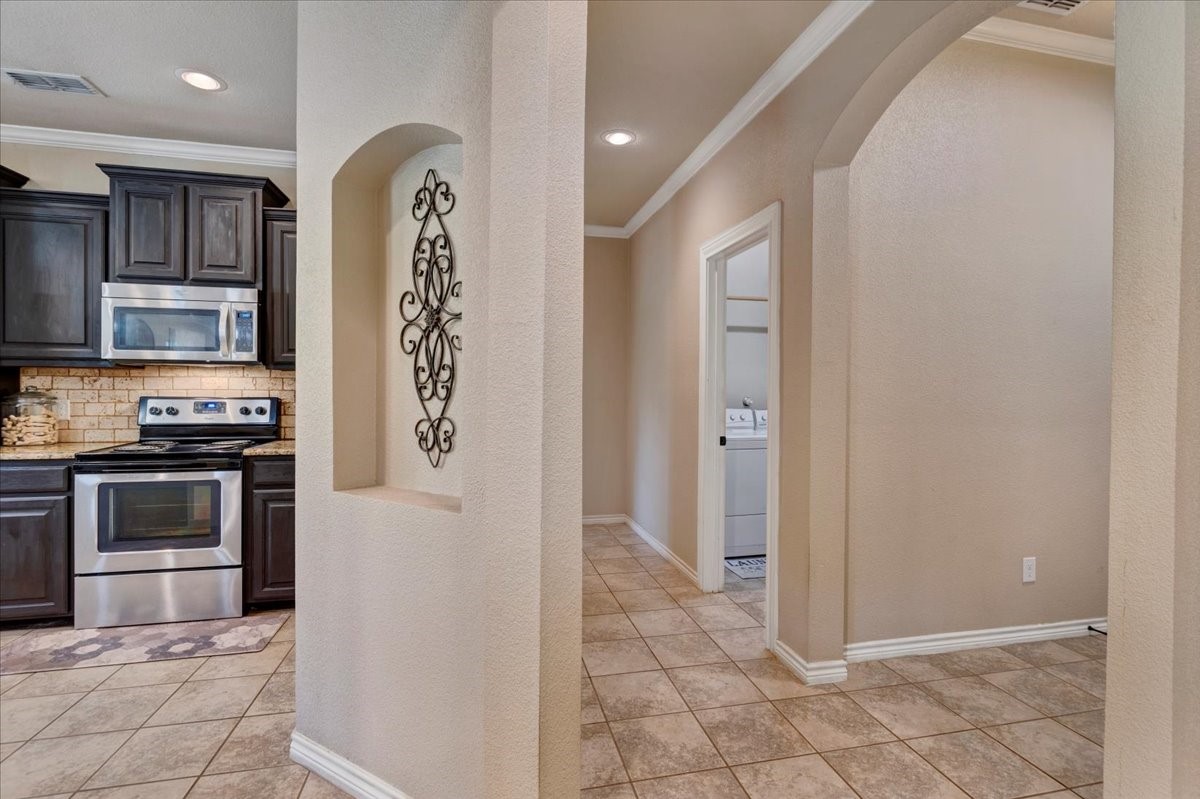 1823 Woodland Park Drive Denison TX 75021