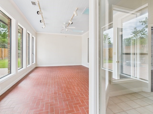 1178 E Oval Drive Athens TX 75751