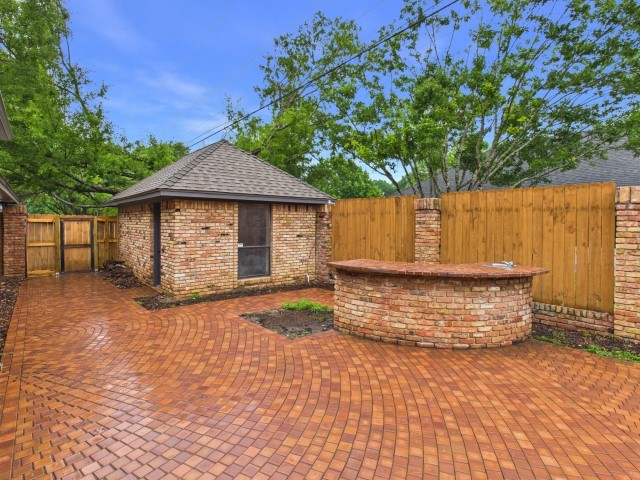 1178 E Oval Drive Athens TX 75751