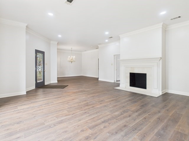 1178 E Oval Drive Athens TX 75751