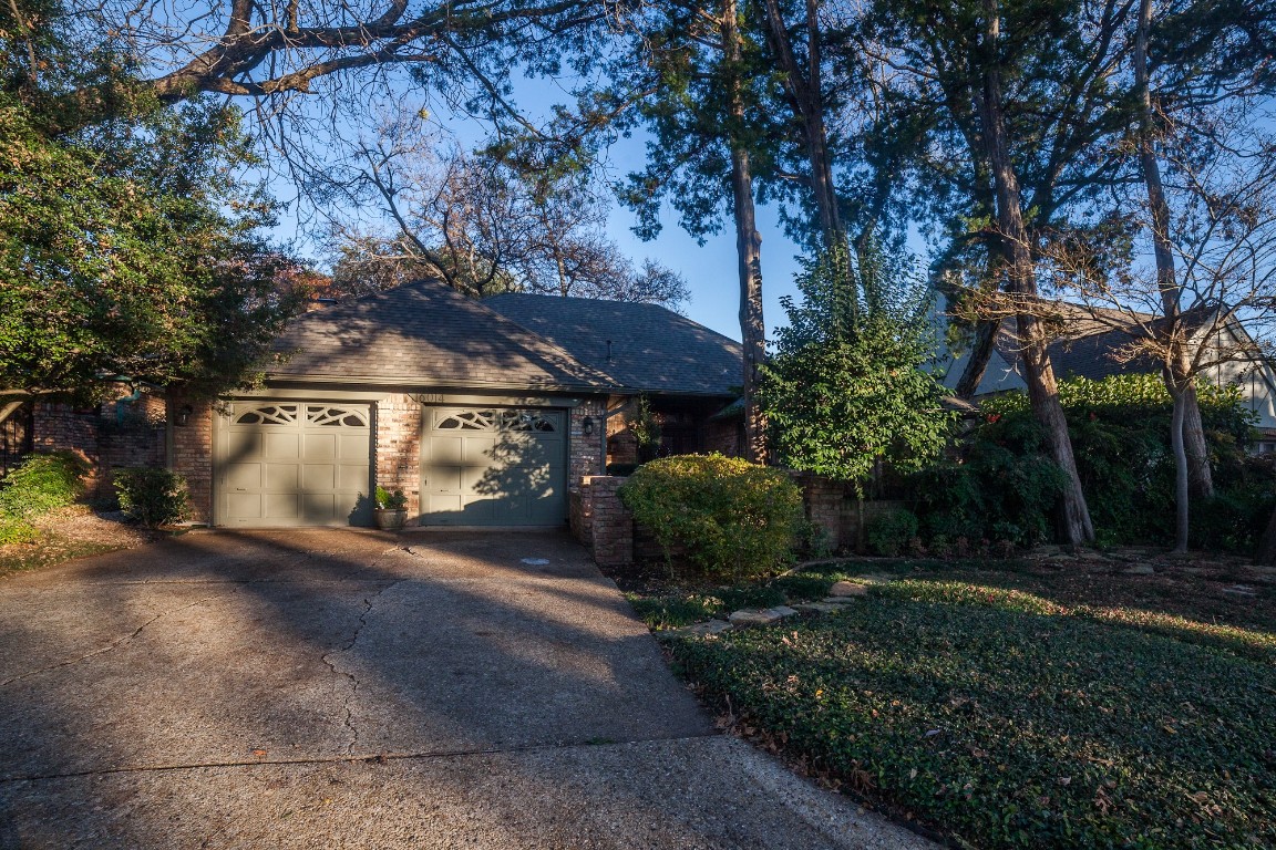 16014 Chalfont Place Dallas TX 75248