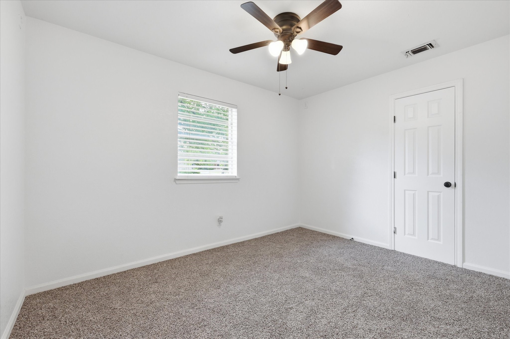 909 Bennett Street Cedar Hill TX 75104