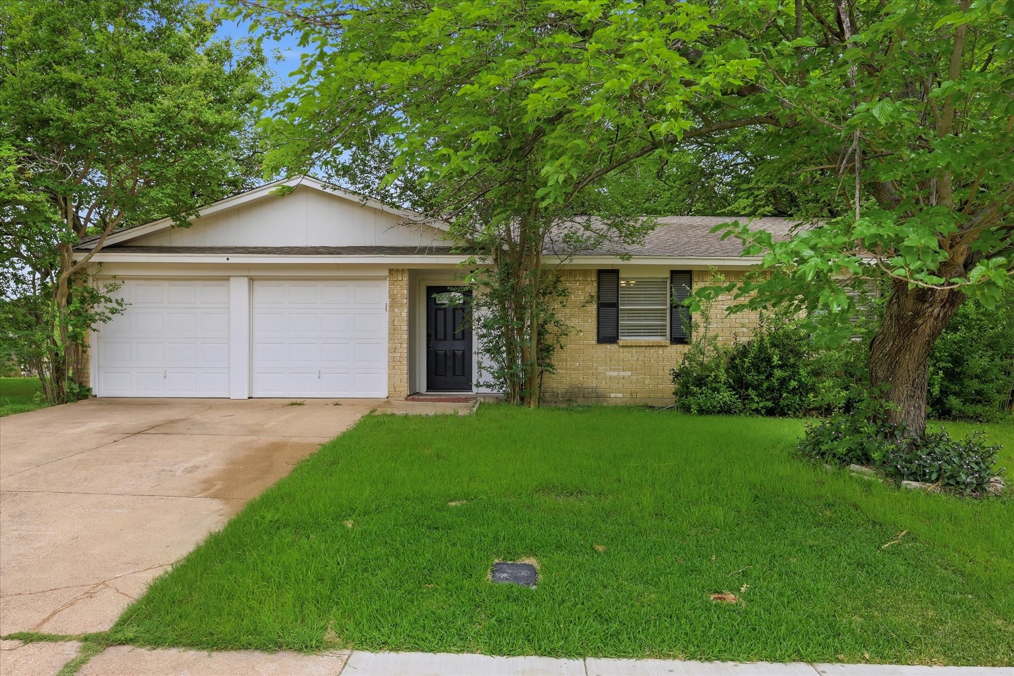 909 Bennett Street Cedar Hill TX 75104