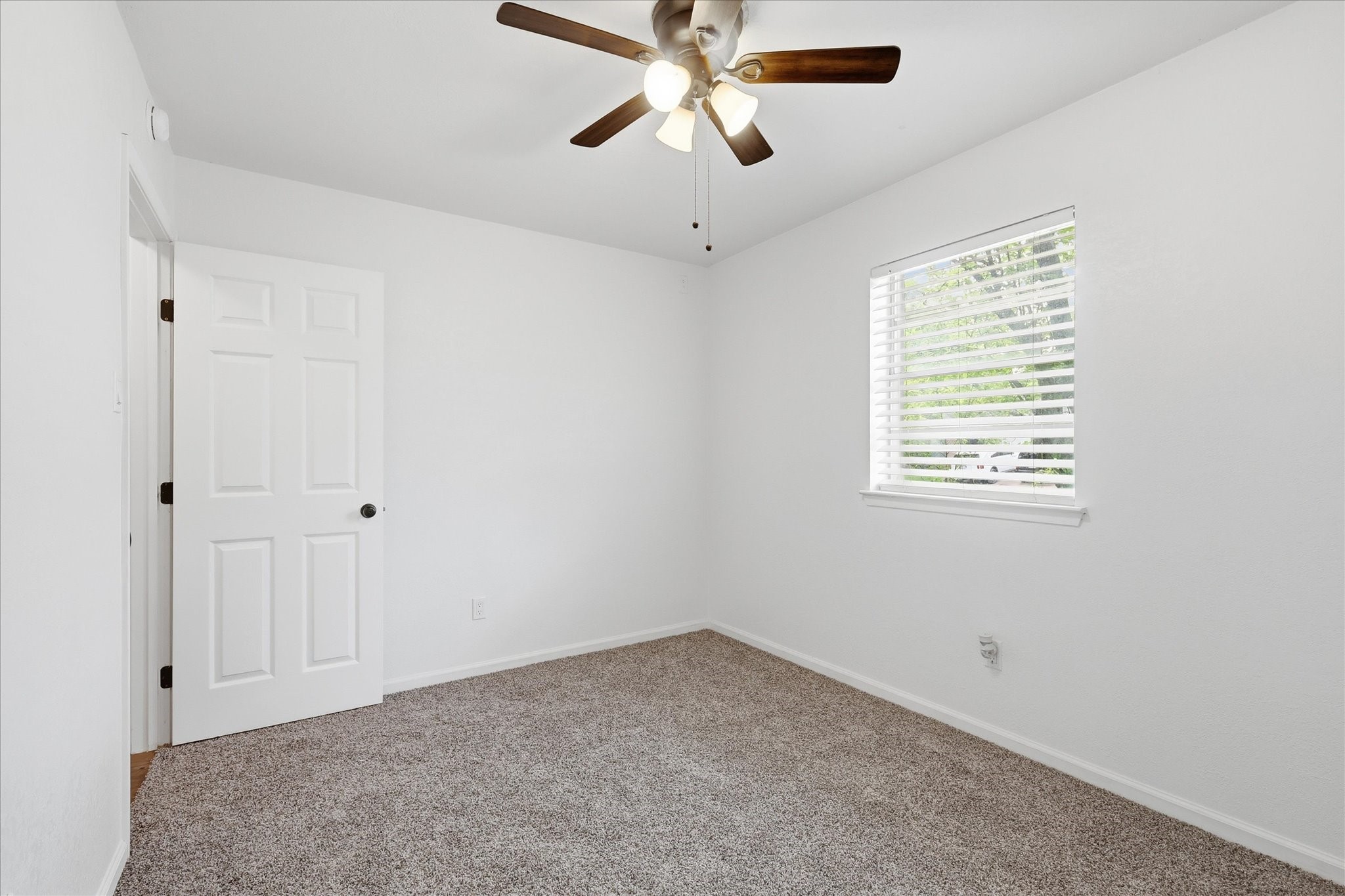 909 Bennett Street Cedar Hill TX 75104