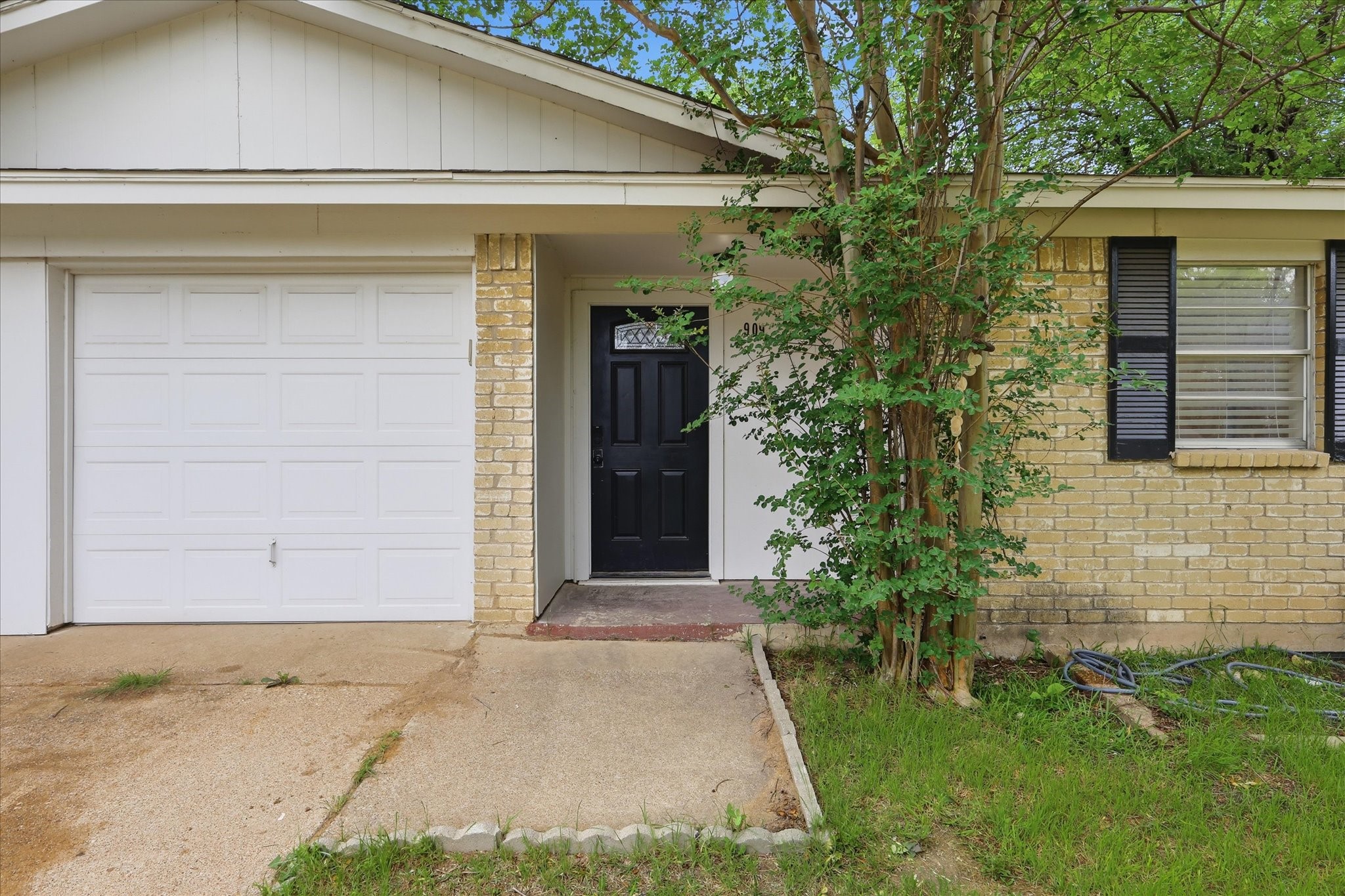 909 Bennett Street Cedar Hill TX 75104