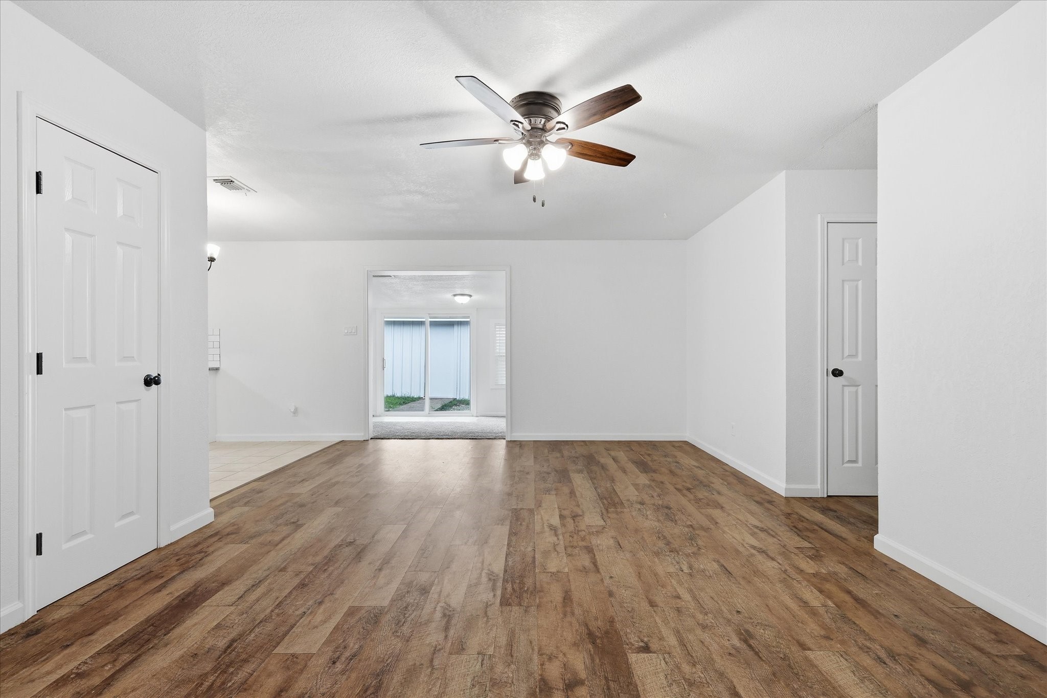 909 Bennett Street Cedar Hill TX 75104
