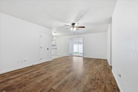 909 Bennett Street Cedar Hill TX 75104