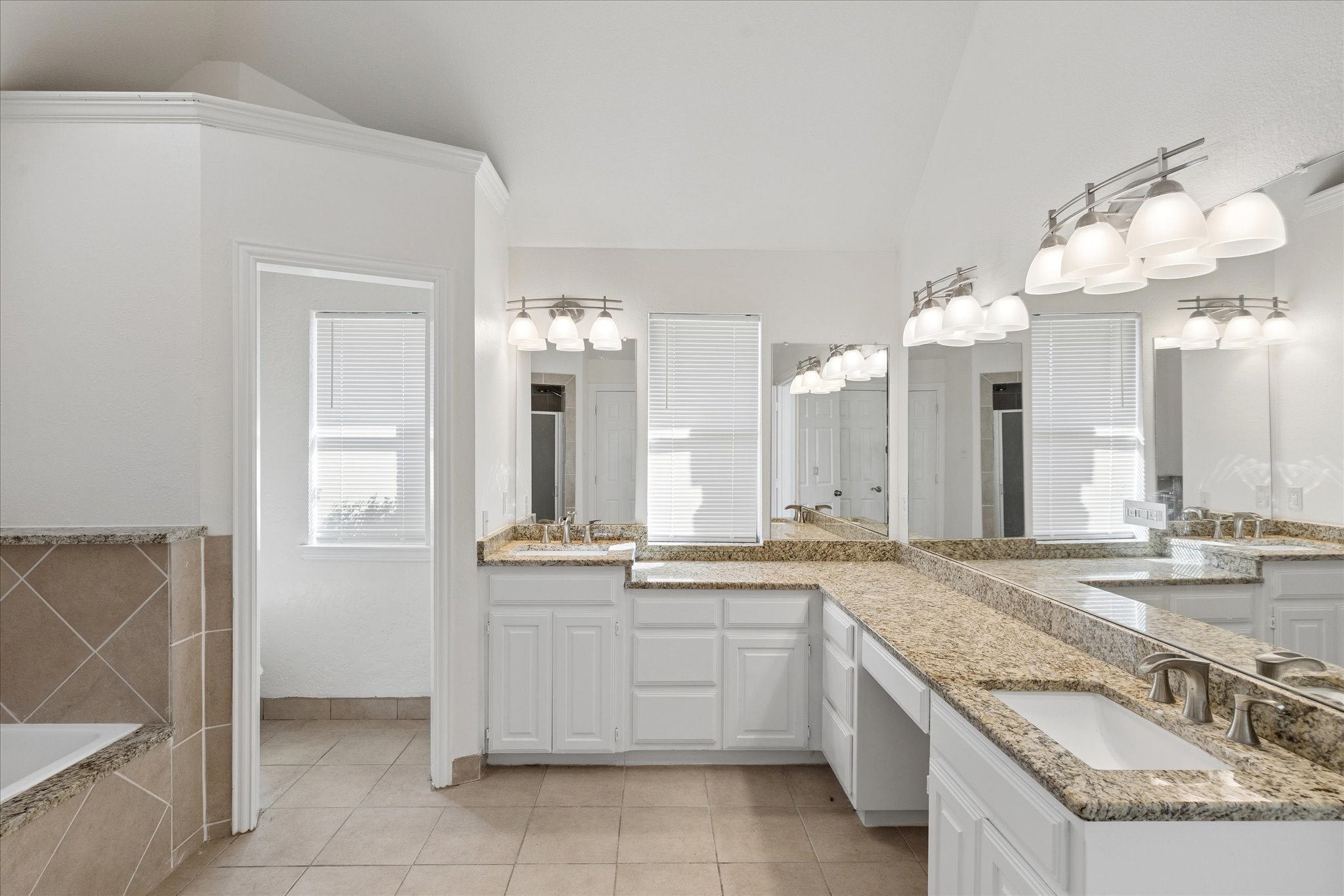 568 Cooper Street Grand Prairie TX 75052