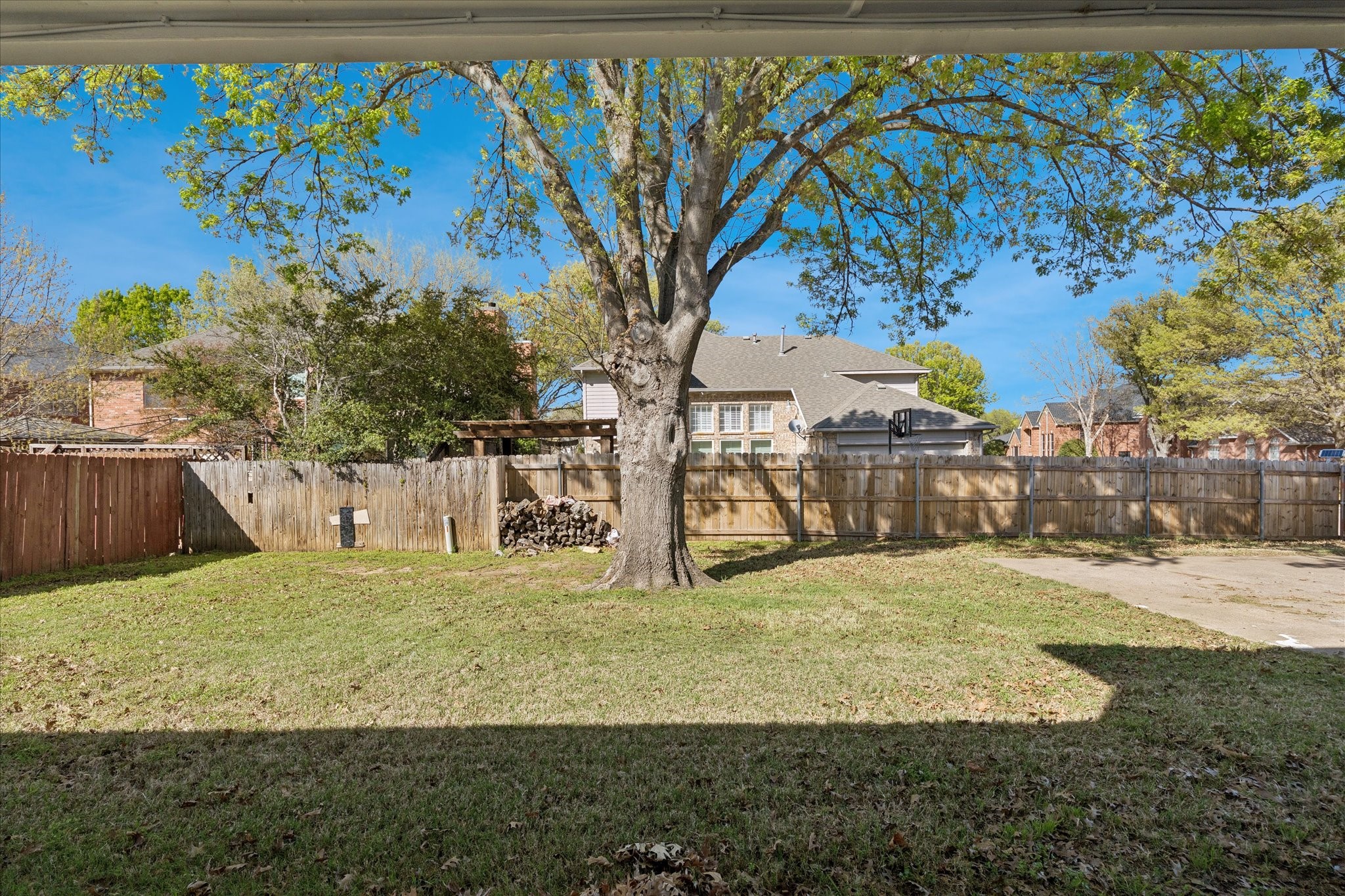 568 Cooper Street Grand Prairie TX 75052