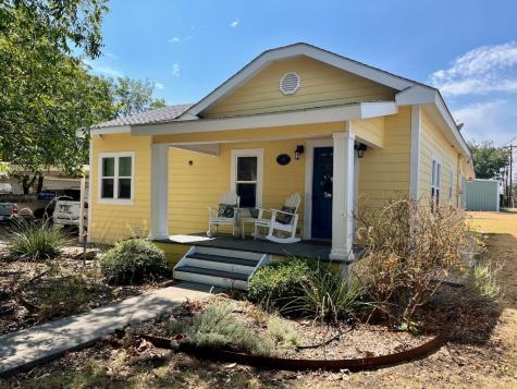 524 Gregg Street Albany TX 76430