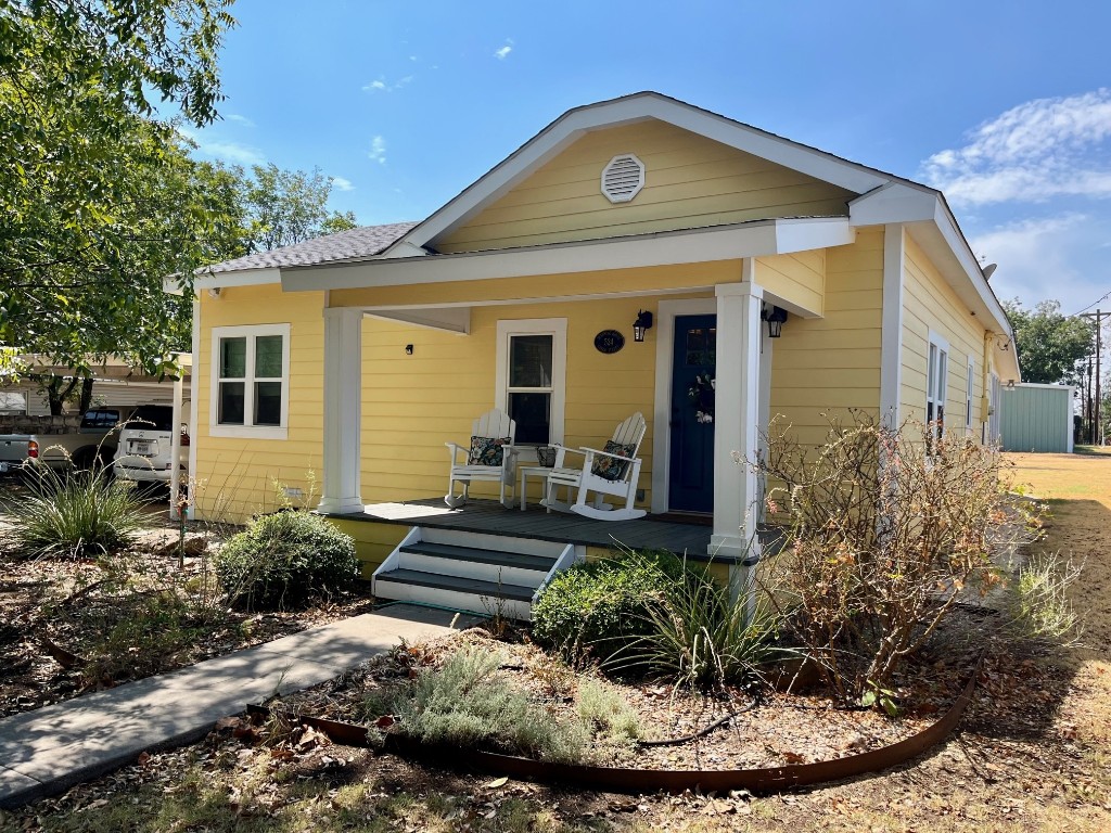 524 Gregg Street Albany TX 76430