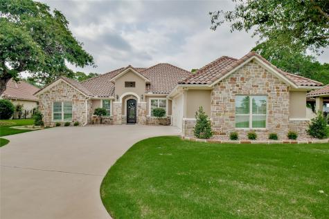 1110 Catalina Bay Boulevard Granbury TX 76048
