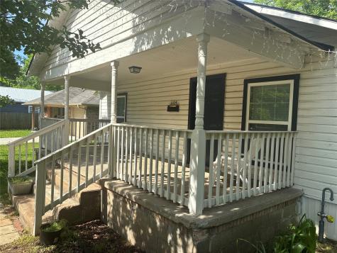 1104 15TH Street SE Paris TX 75460