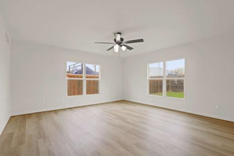 2340 Harris Lane Haltom City TX 76117