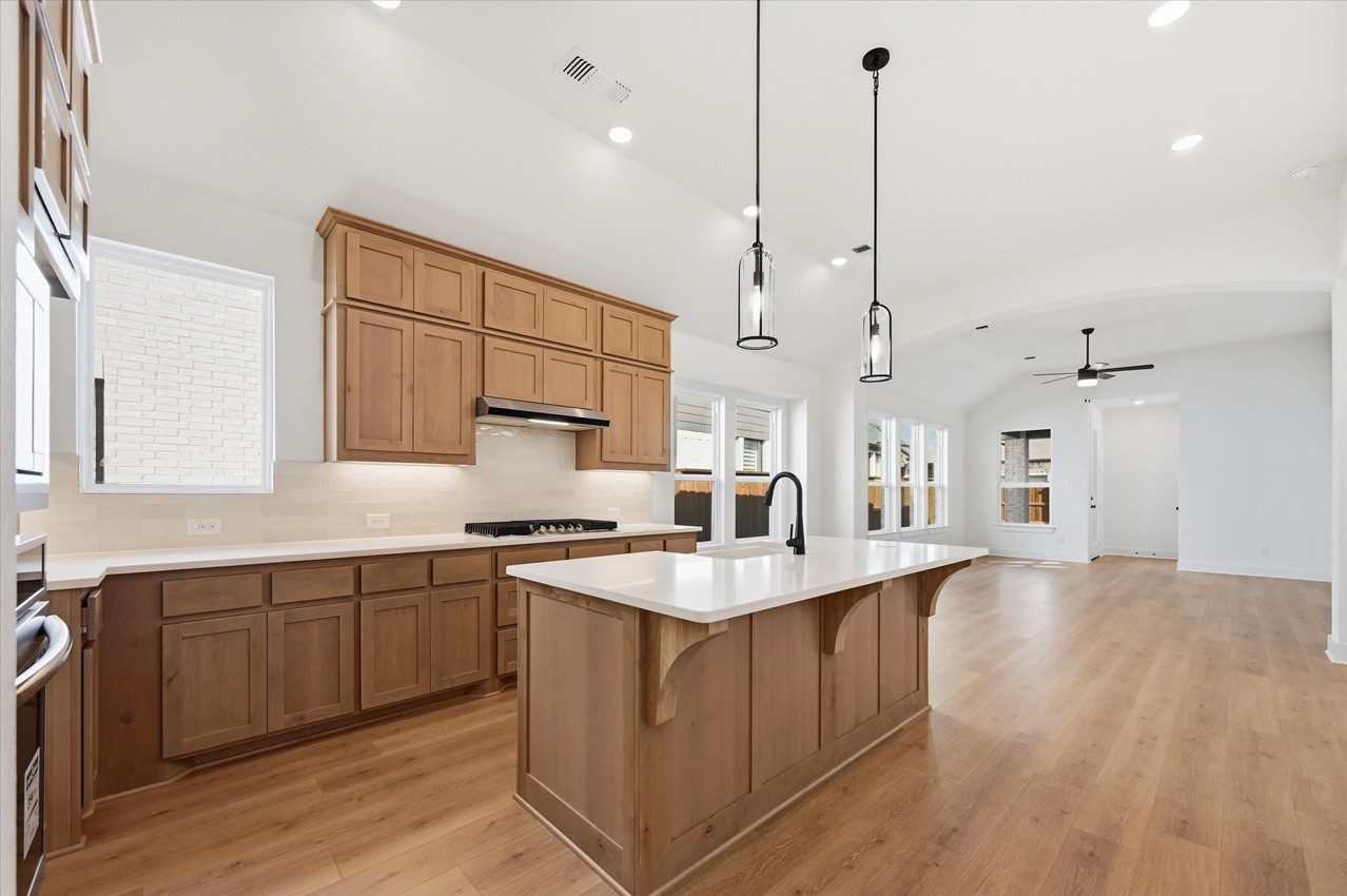 2068 Cuellar Way Van Alstyne TX 75495