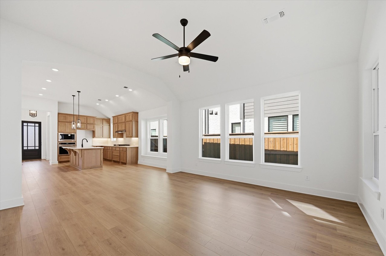 2068 Cuellar Way Van Alstyne TX 75495