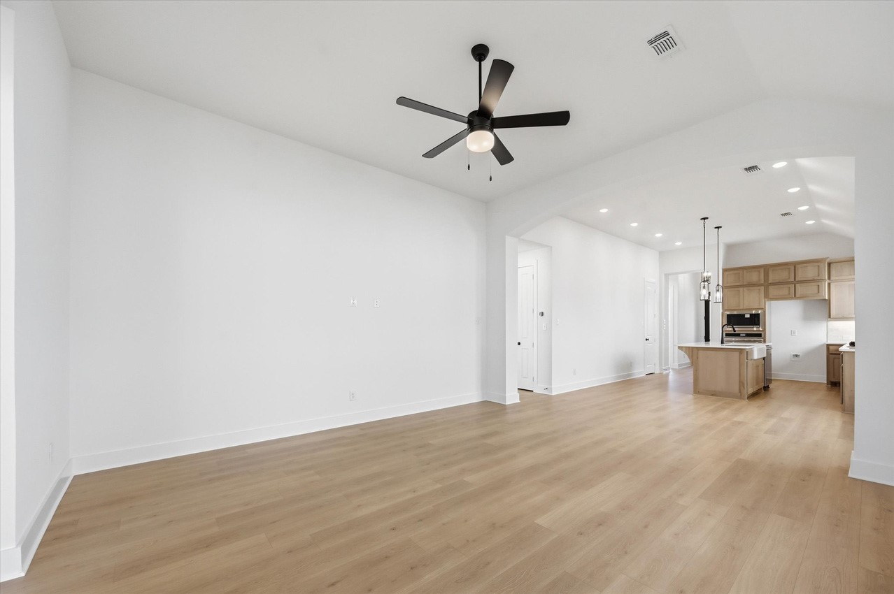 2068 Cuellar Way Van Alstyne TX 75495