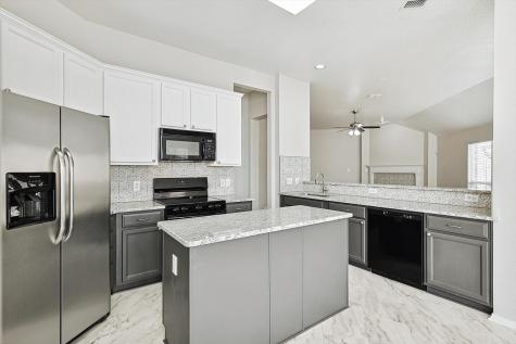 1380 Meadows Avenue Lantana TX 76226