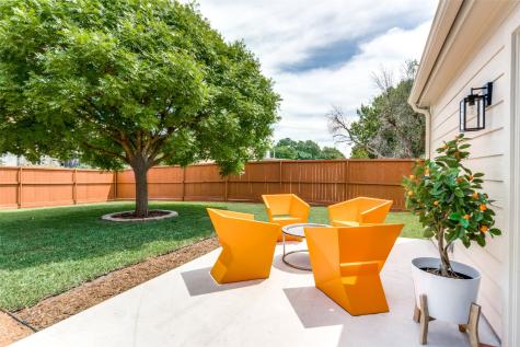 10431 Clary Dallas TX 75218
