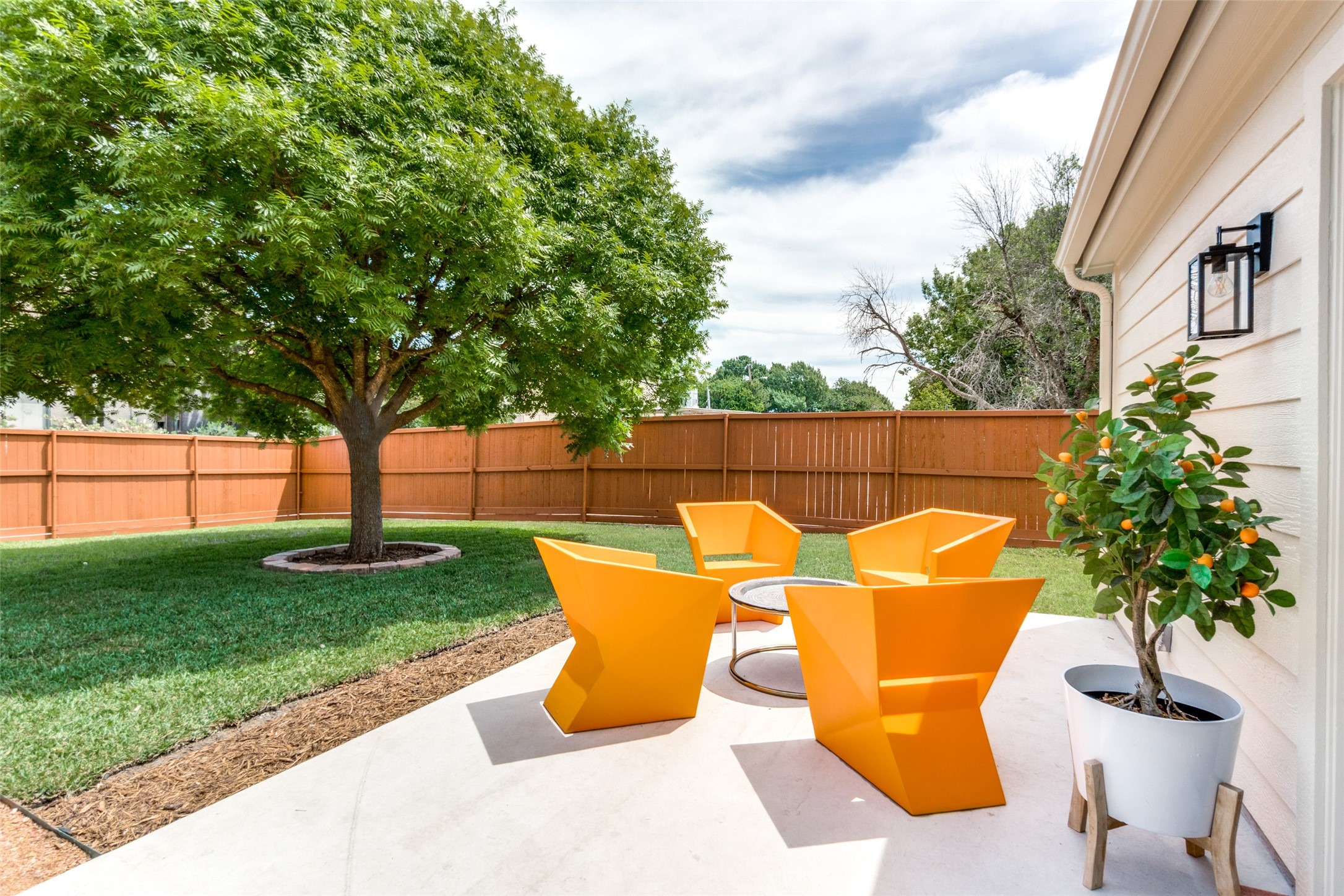 10431 Clary Dallas TX 75218