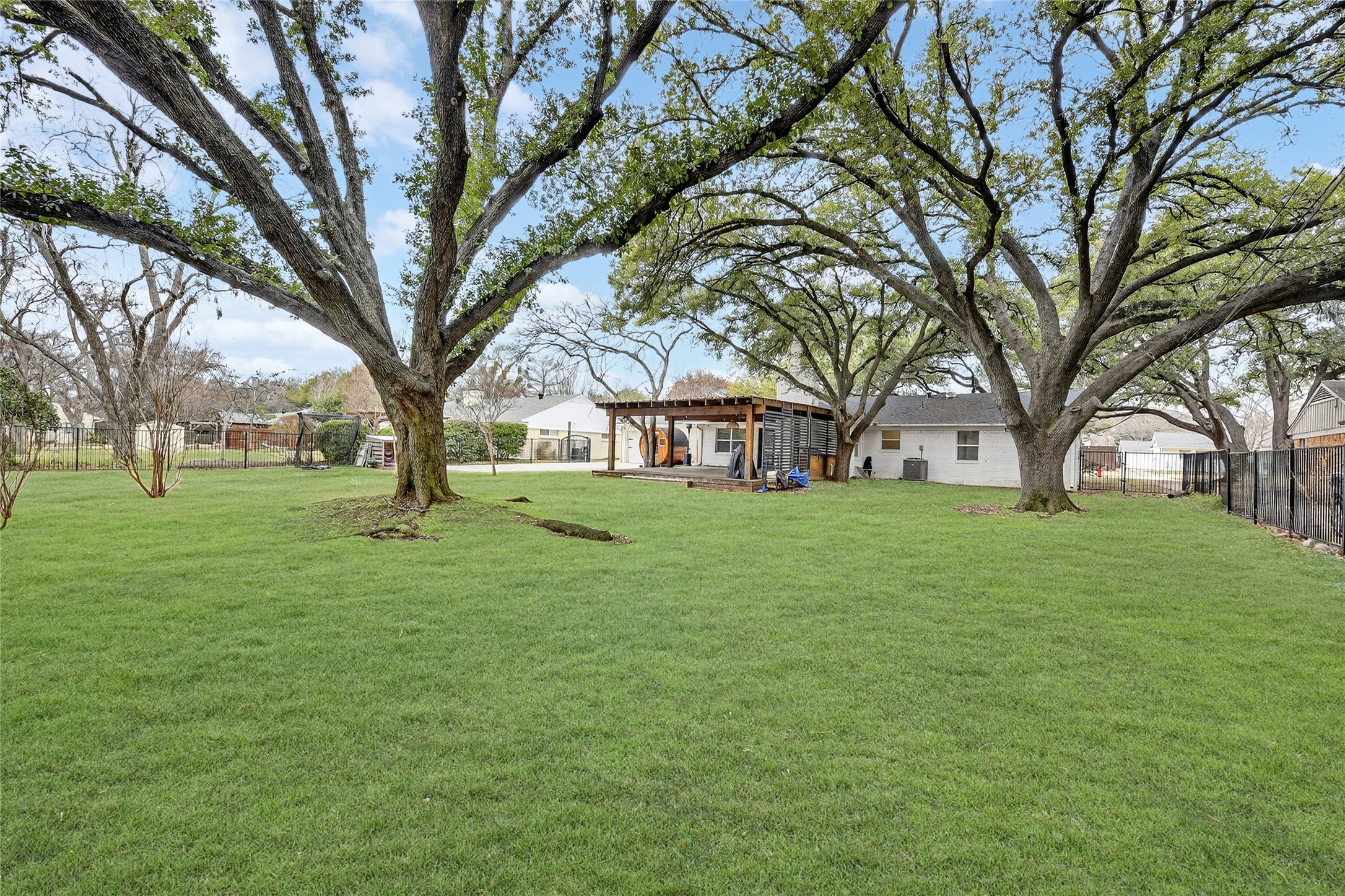 3028 Lavita Lane Farmers Branch TX 75234