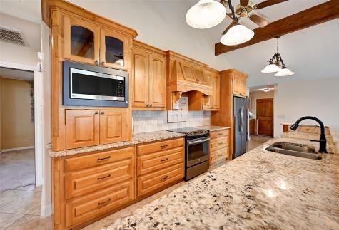 742 Kiowa Drive W Gainesville TX 76240