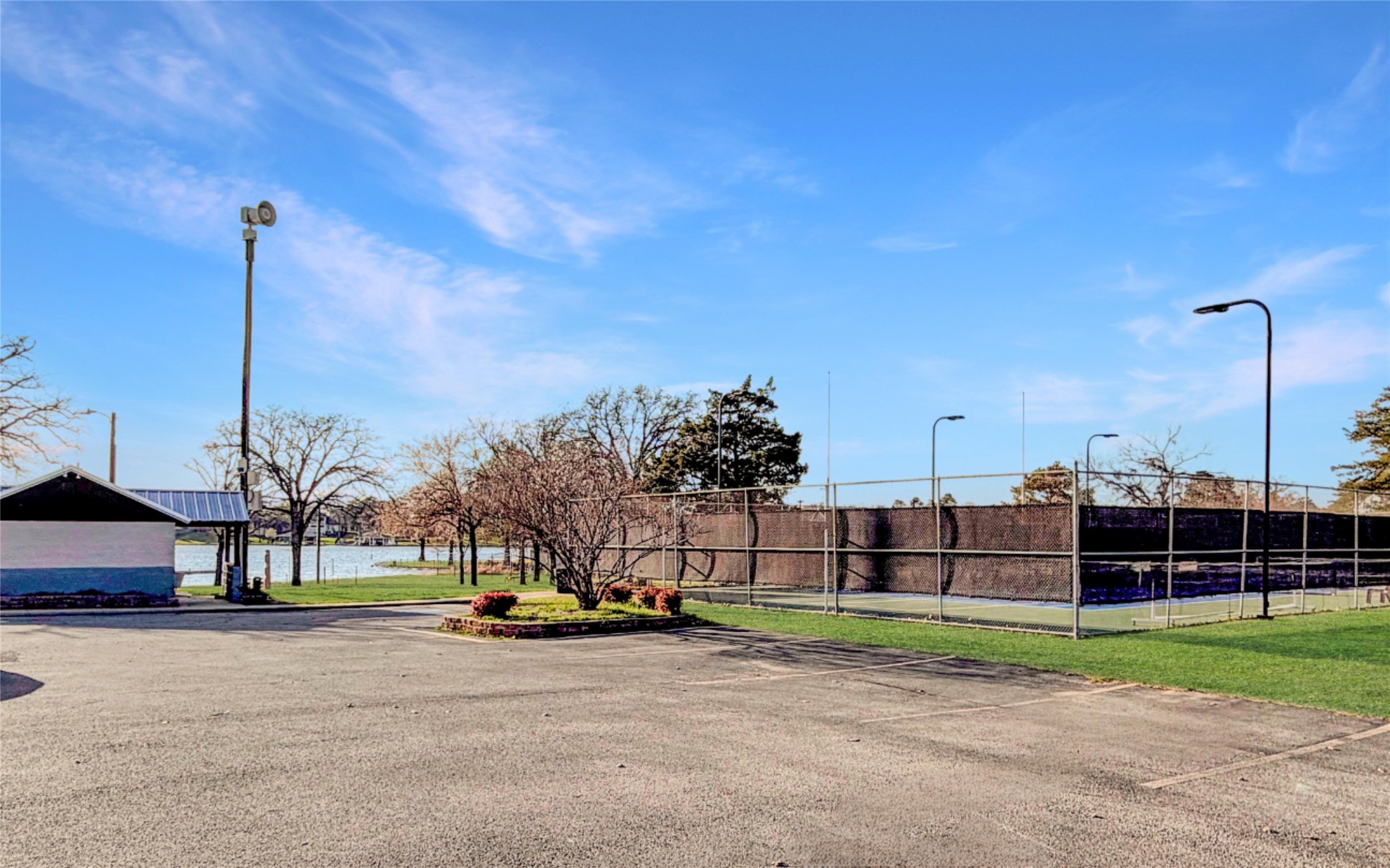 742 Kiowa Drive W Gainesville TX 76240