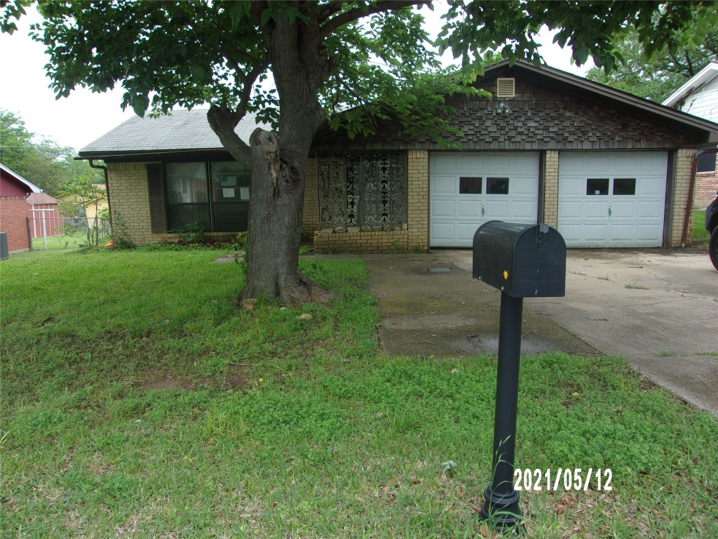 1039 Patricia Drive Sherman TX 75090