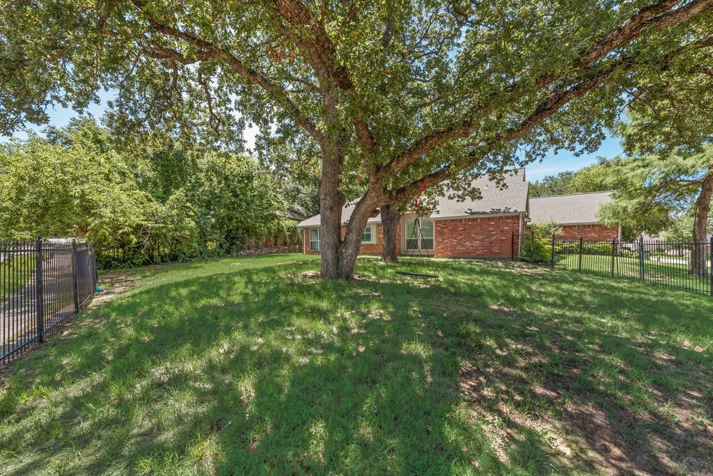 1506 Pecan Valley Court Corinth TX 76210