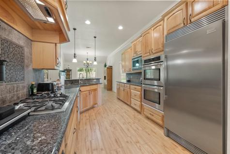 548 Mckittrick Court Godley TX 76044