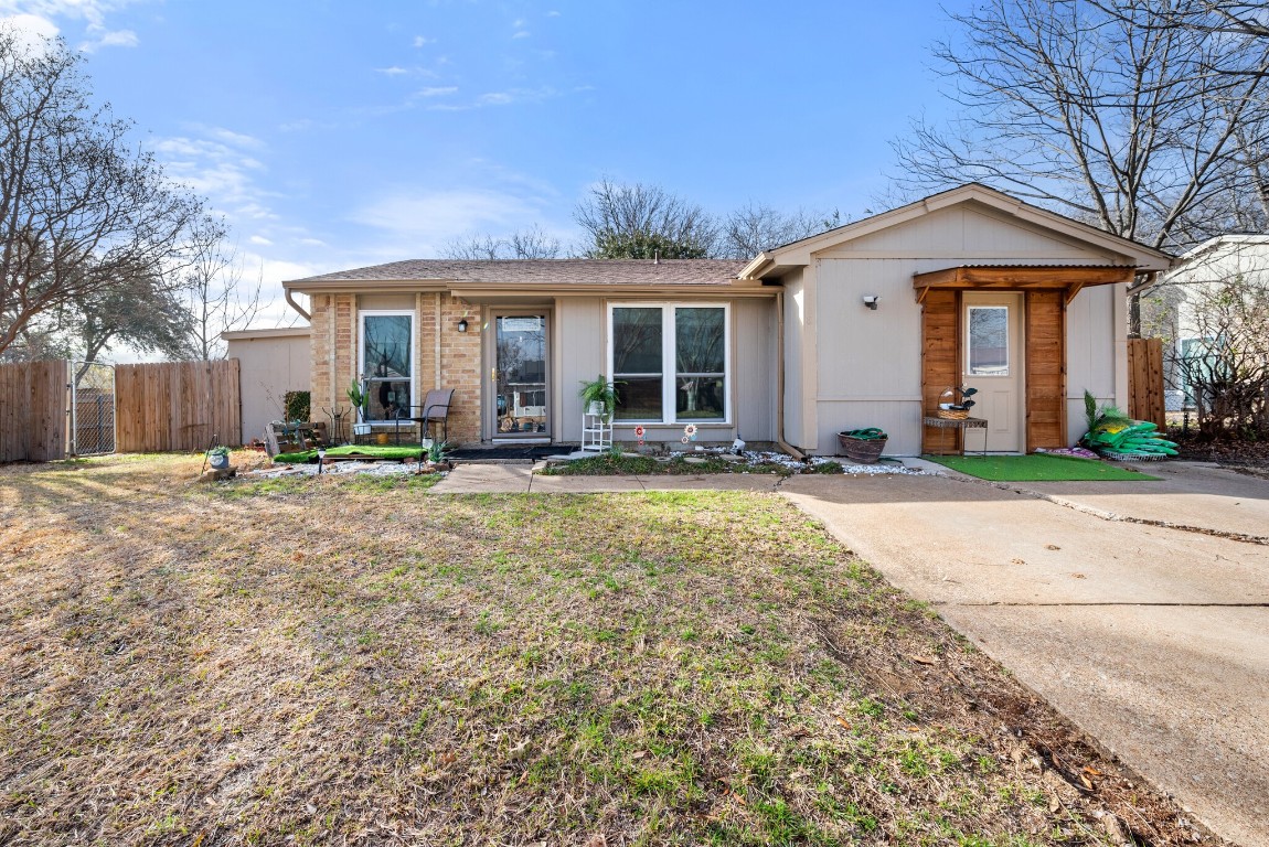 2028 Sharpshire Lane Arlington TX 76014