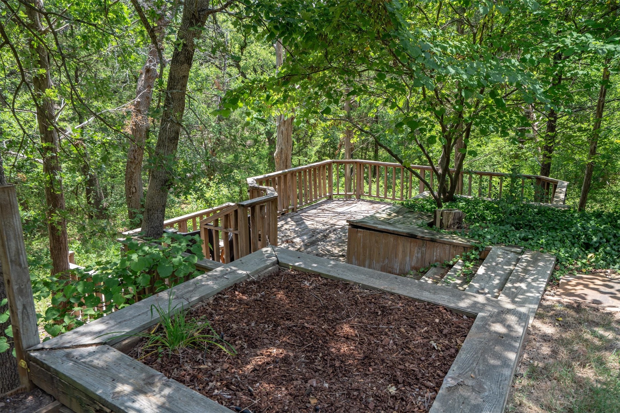 75 Lakepoint Loop Pottsboro TX 75076