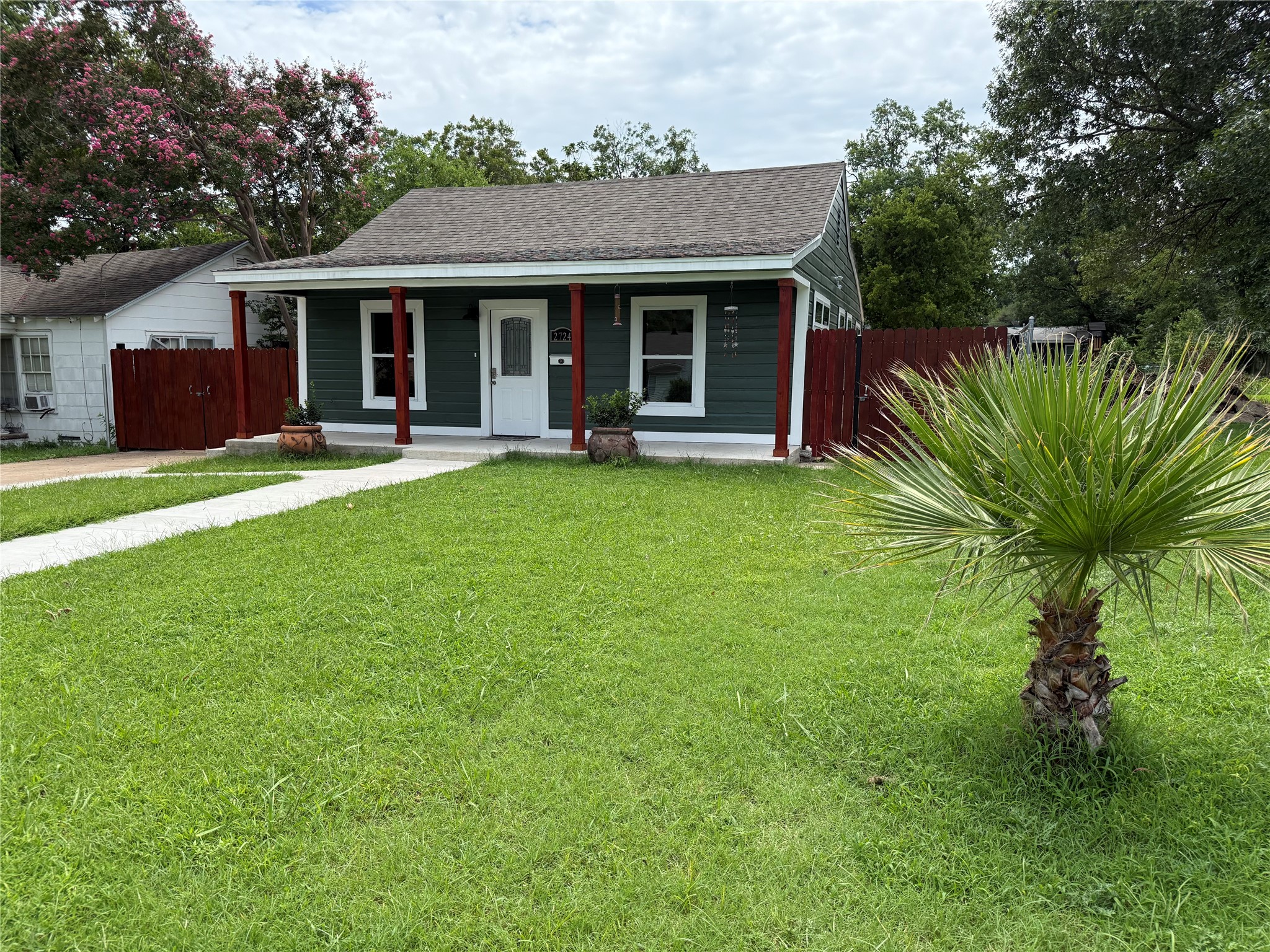 2724 Gurley Avenue Waco TX 76711