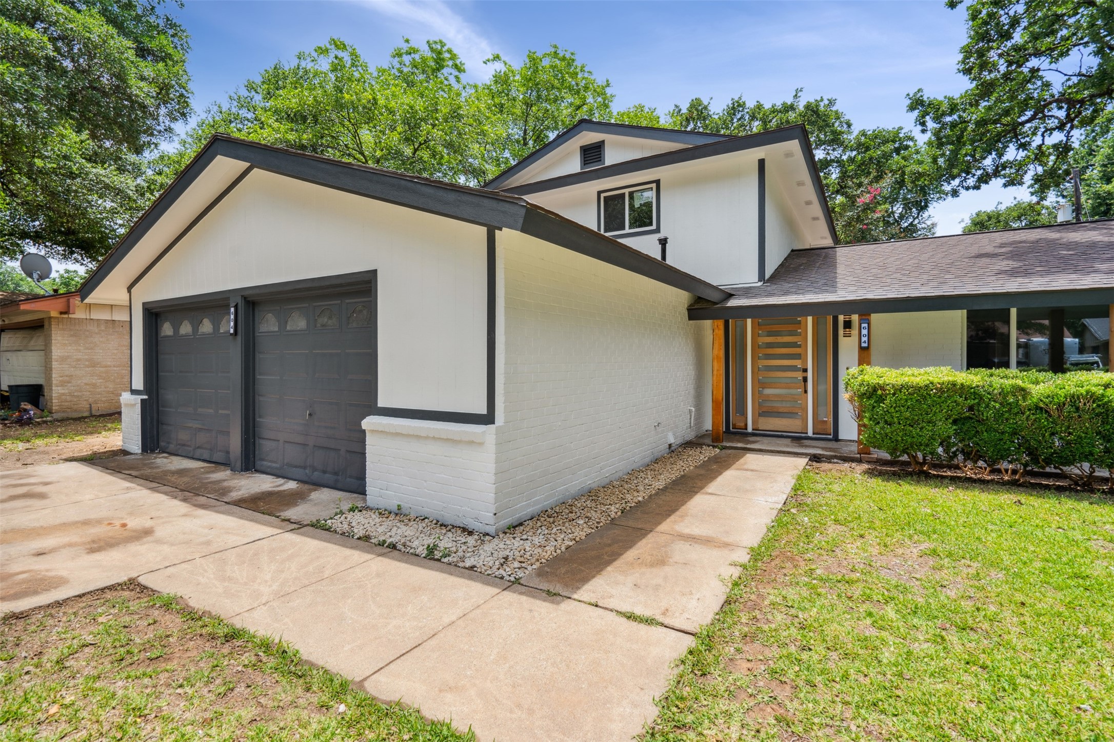 604 Buffalo Drive Arlington TX 76013