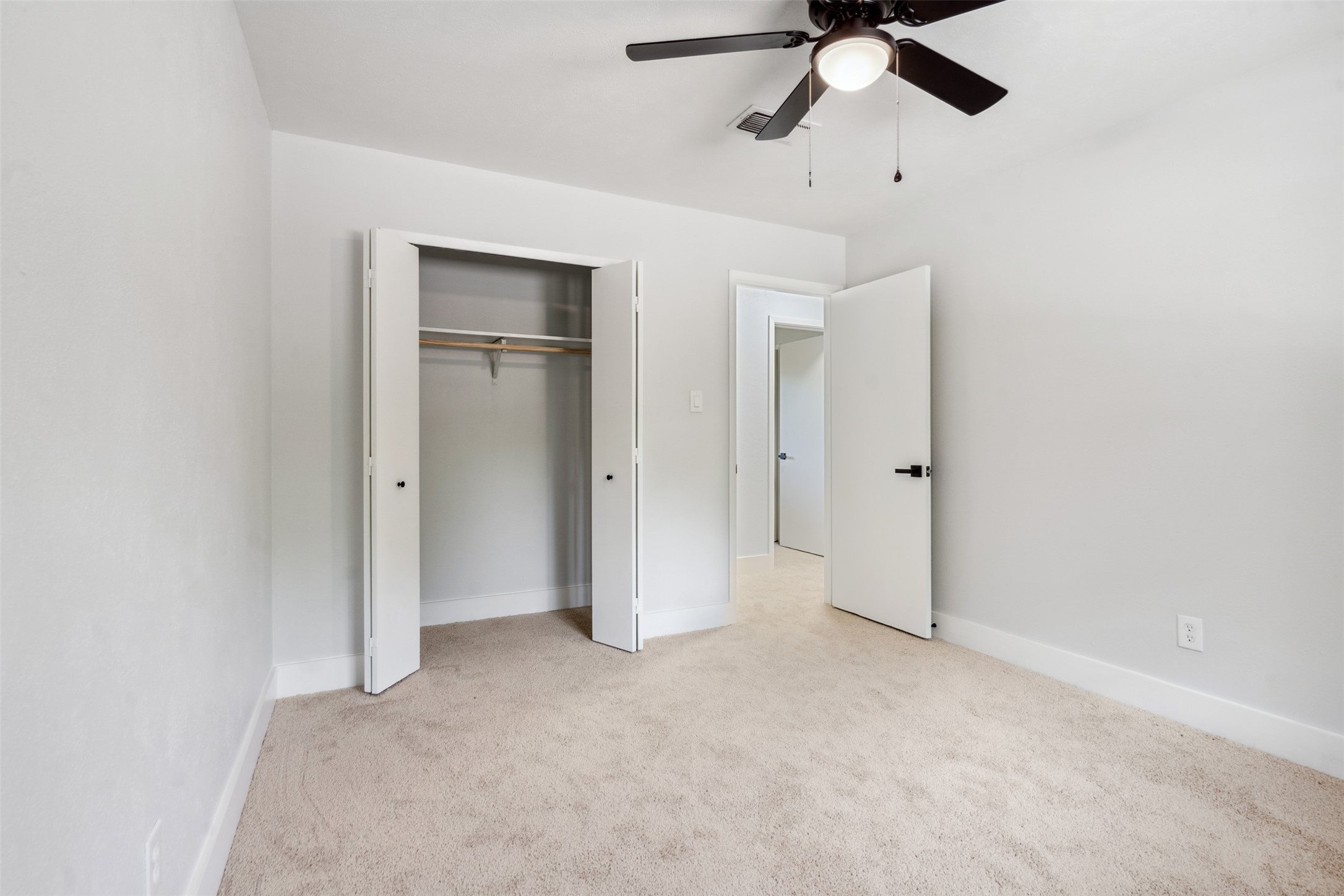 604 Buffalo Drive Arlington TX 76013
