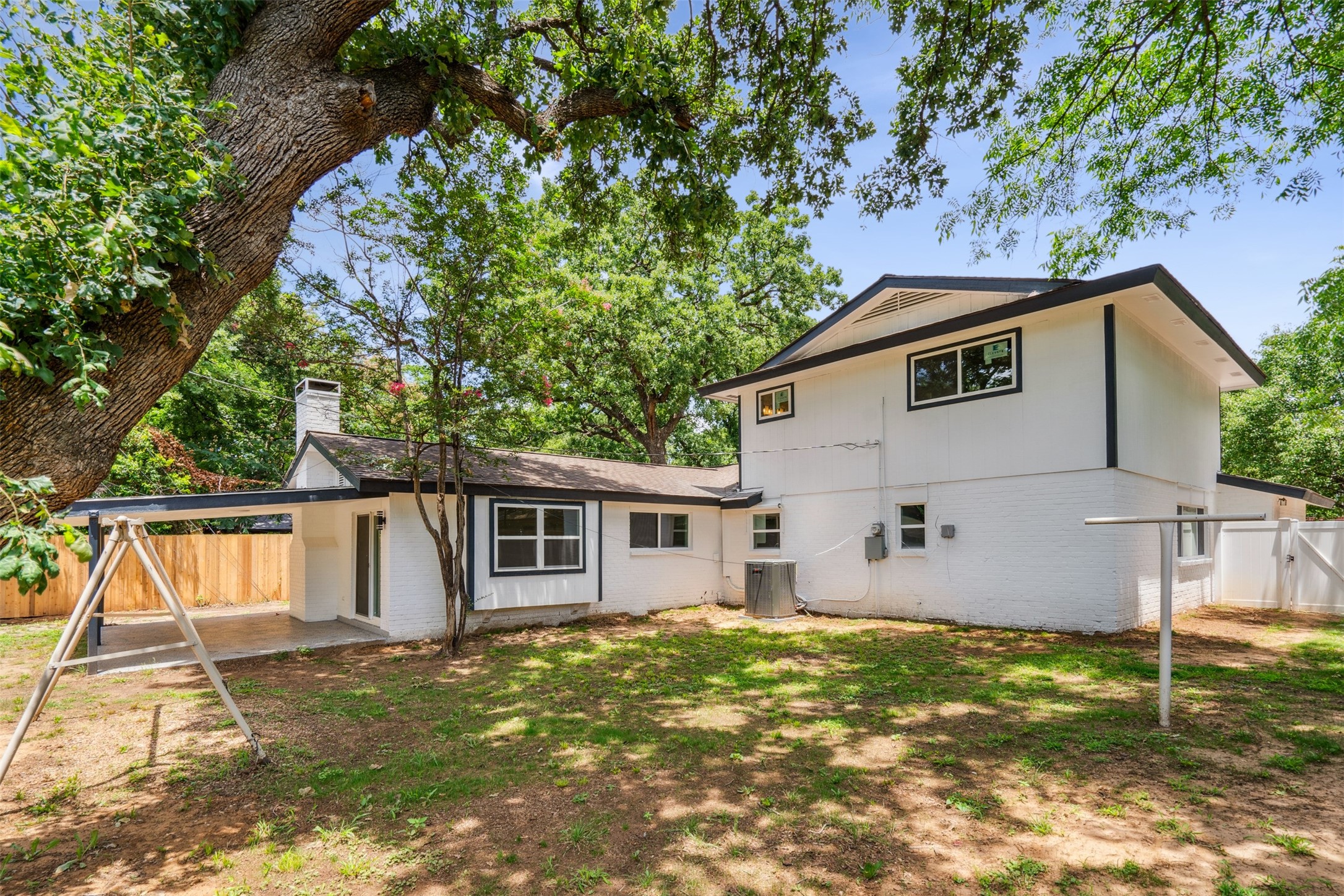 604 Buffalo Drive Arlington TX 76013