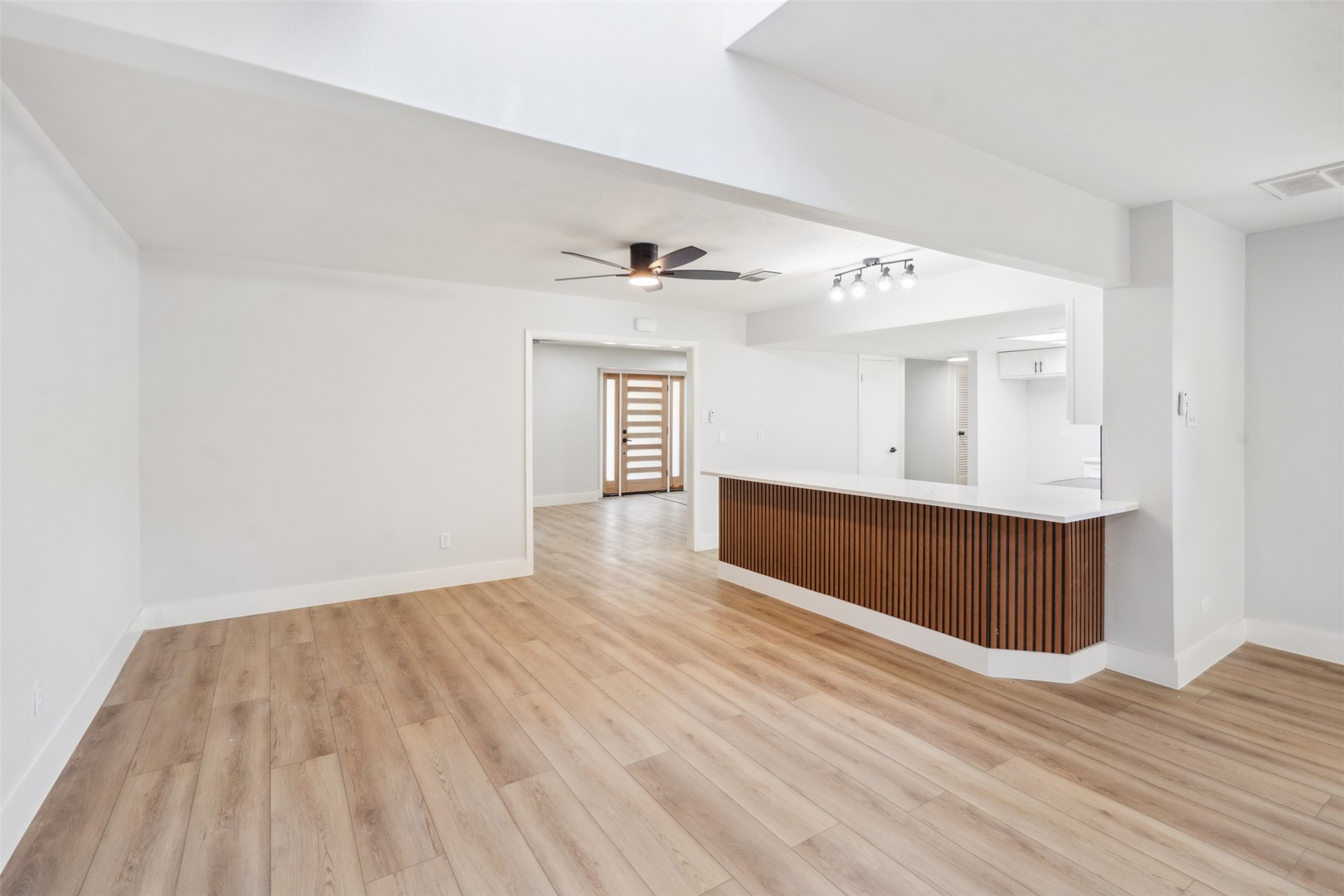 604 Buffalo Drive Arlington TX 76013