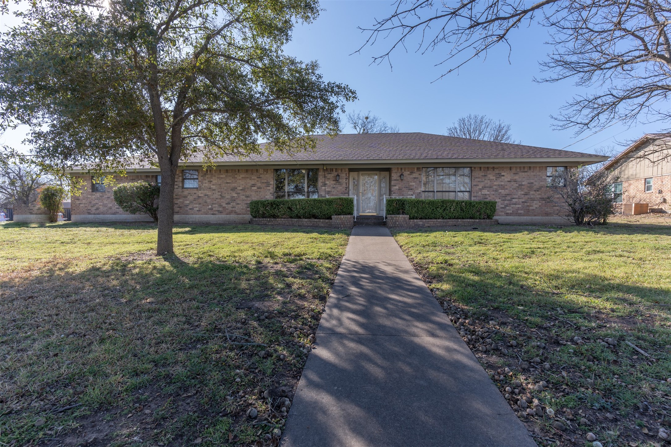 1212 Mary Street Clifton TX 76634