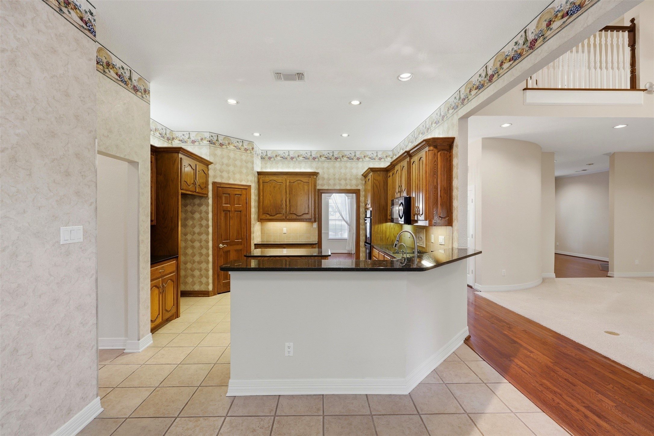 1860 Plum Creek Drive Midlothian TX 76065
