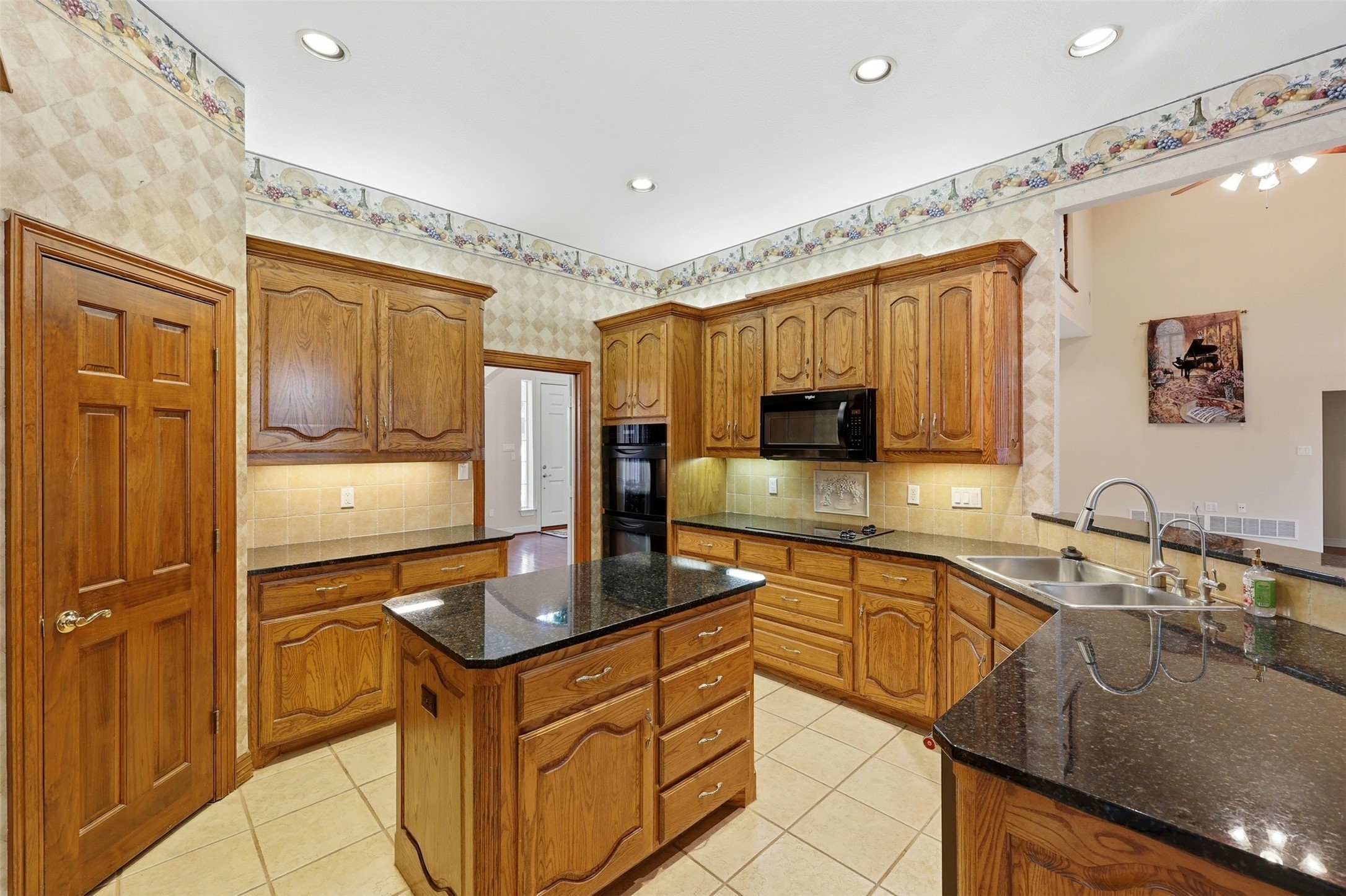 1860 Plum Creek Drive Midlothian TX 76065