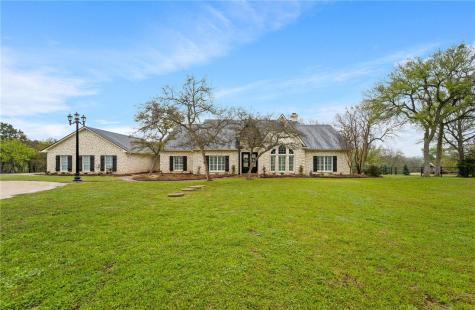 880 Winding Trail Crawford TX 76638