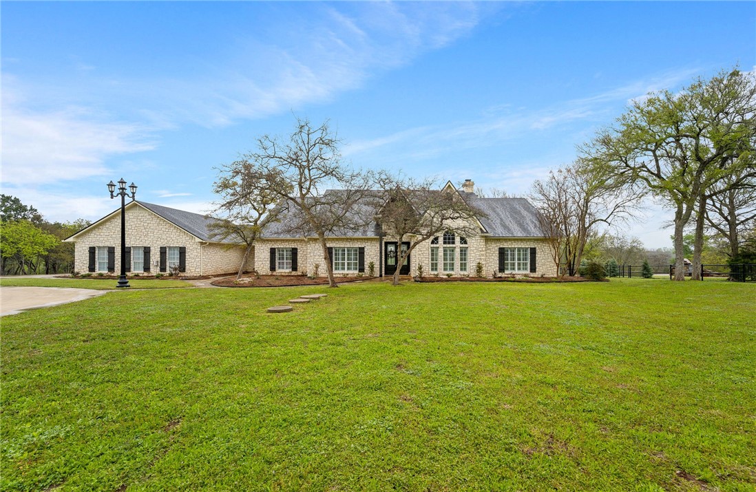 880 Winding Trail Crawford TX 76638