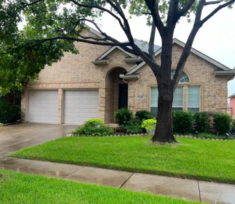 1341 Meadows Avenue Lantana TX 76226